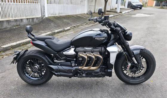 TRIUMPH ROCKET III R 